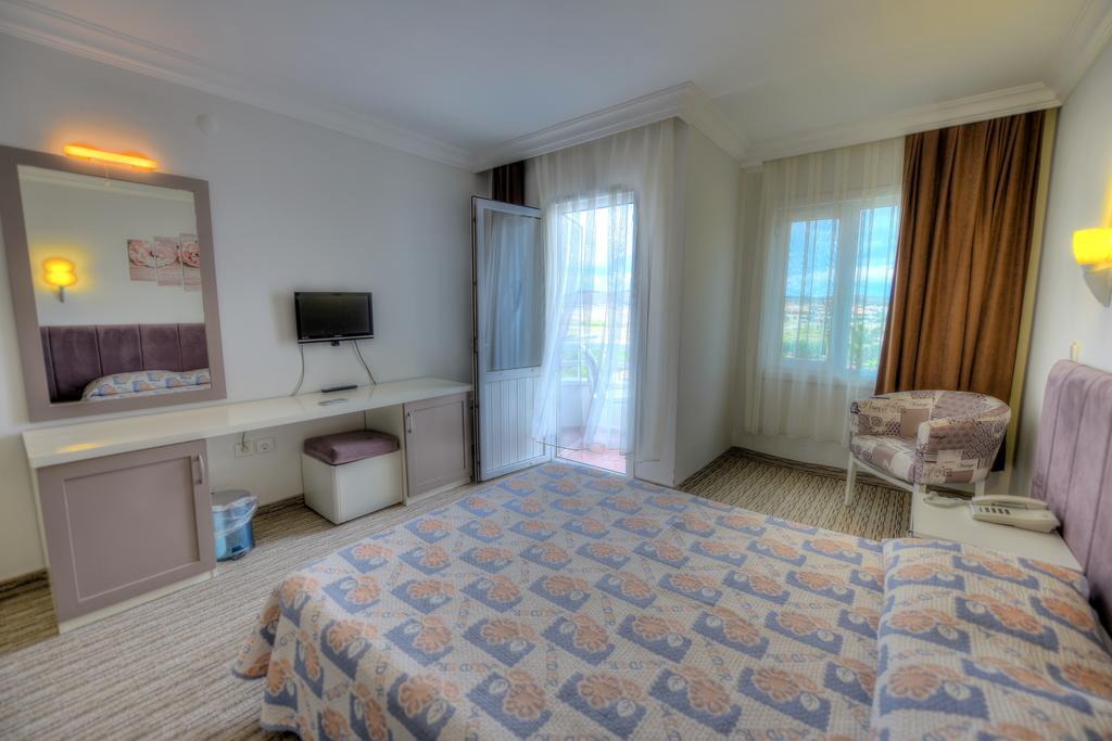 Alder Hotel Ayvalı Buitenkant foto